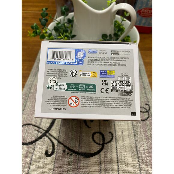 Funko Pop Games:  Pokemon - Aipom - Picture 6 of 6